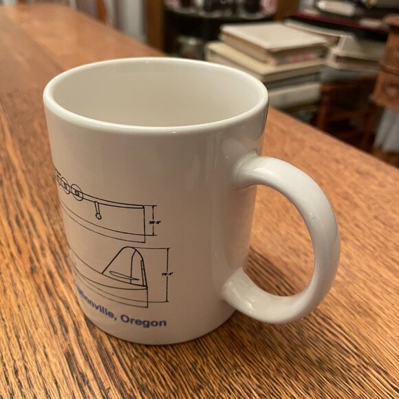Hughes Flying Boat HK-1 "Spruce Goose" McMinnville, Oregon Souvenir Coffee Cup - Picture 4 of 6